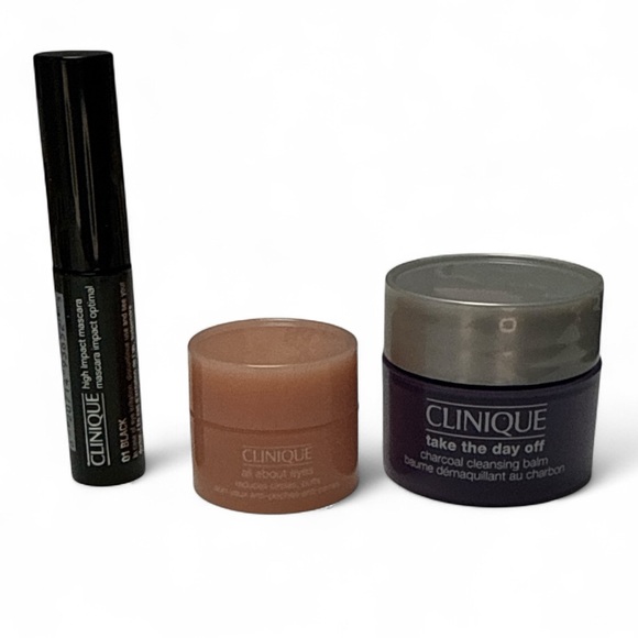 Clinique Mascara and Skincare Set - Black and Purple - Picture 3 of 6